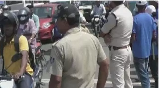 कटक में कमिश्नरेट पुलिस ने 7 दिनों में 19.72 लाख रुपये का ट्रैफिक जुर्माना वसूला