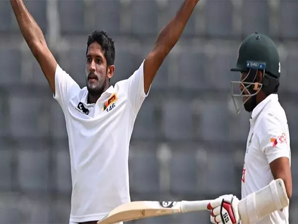 पहला टेस्ट: पेस तिकड़ी ने श्रीलंका को बांग्लादेश पर 328 रन की जोरदार जीत दिलाई