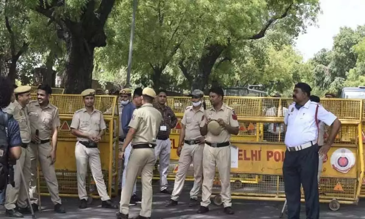 दिल्ली पुलिस ने पीएम मोदी के आवास पर सुरक्षा बढ़ा दी