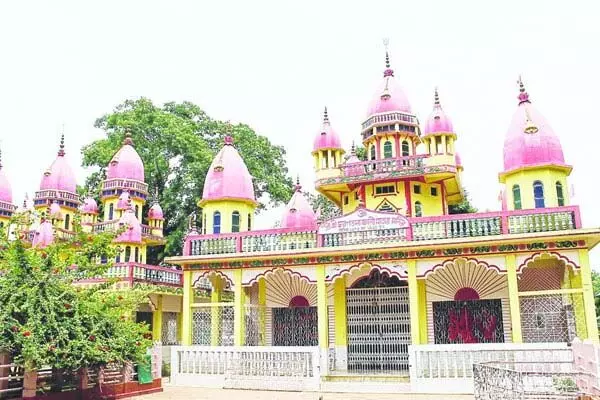 इस्कॉन मंदिर ने गौर पूर्णिमा मनाई