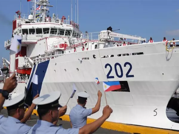 दक्षिण चीन सागर में तनाव के बीच भारतीय तटरक्षक जहाज मनीला बंदरगाह पर पहुंचा