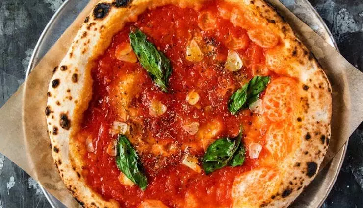 रेसिपी - पिज़्ज़ा मैरिनारा: इटली का एक स्वादिष्ट व्यंजन
