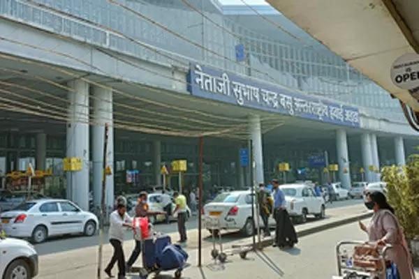 कोलकाता एयरपोर्ट पर CISF ने ड्यूटी के दौरान खुद को मारी गोली