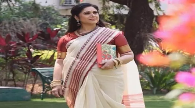 दिग्गज अभिनेत्री मीनाक्षी शेषाद्रि ने पुरी के जगन्नाथ मंदिर का दौरा किया