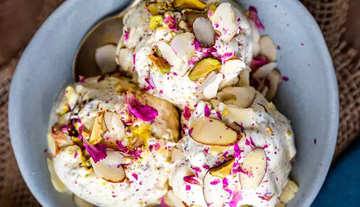 रेसिपी- रंग-बिरंगी और स्वादिष्ट ठंडाई आइसक्रीम