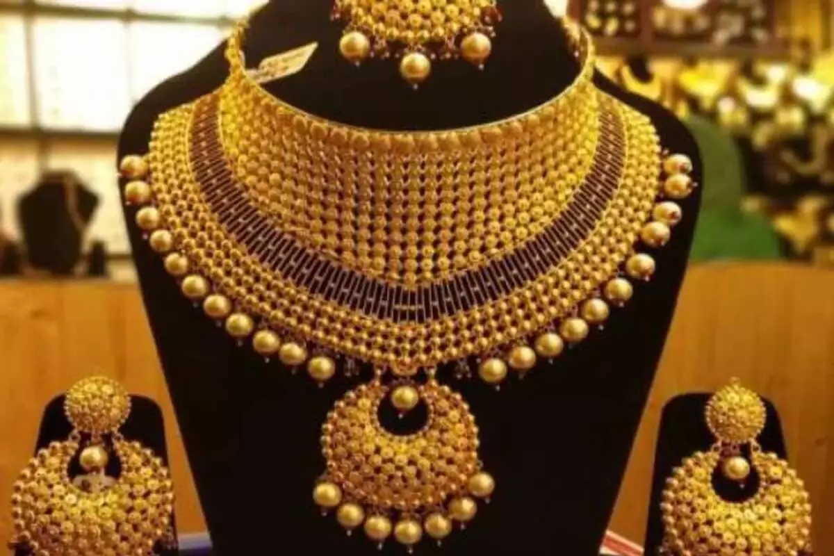 भारत में आज 24-22 कैरेट सोने की कीमत में बढ़ोतरी हुई