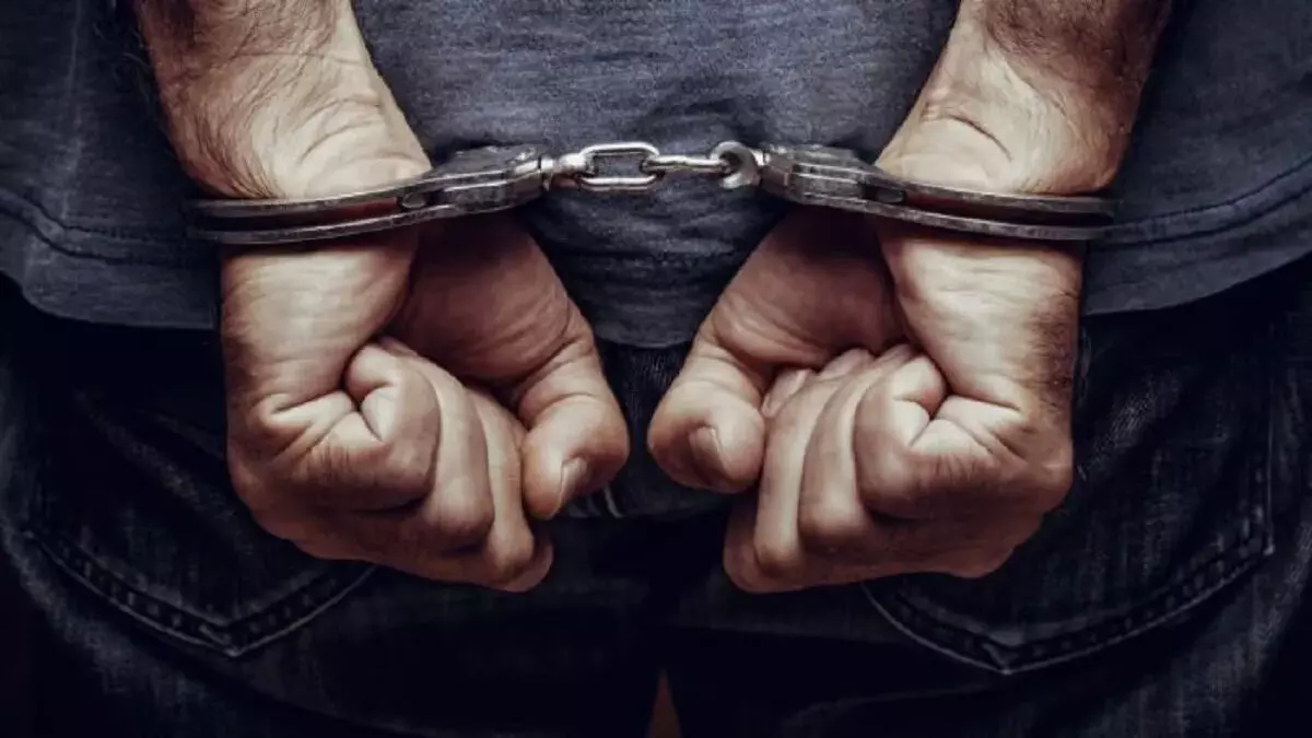 बजाली में नशीली दवाओं के सेवन के आरोप में दो व्यक्तियों को गिरफ्तार