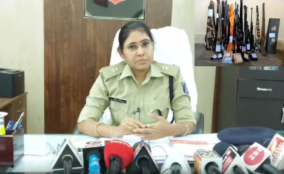 लाइसेंसी शस्त्र पुलिस ने किए जब्त, महिला अफसर ने दी इस कार्रवाई की जानकारी