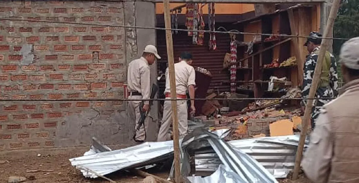 मणिपुर के जिरीबाम जिले के एक गांव में आईईडी विस्फोट से दहल उठा