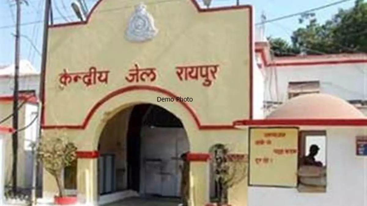 ACB ने कोयला और शराब घोटाले के आरोपियों से रायपुर जेल में की पूछताछ