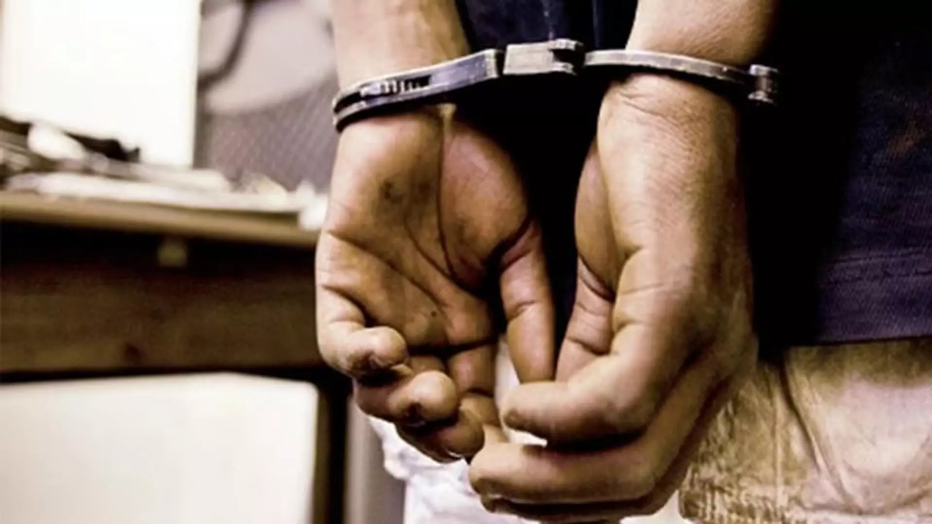 ड्रग तस्करी नेटवर्क का भंडाफोड़: 53 लाख के मेथमफेटामाइन के साथ 2 दोस्त गिरफ्तार