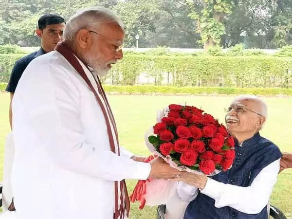 राष्ट्रपति मुर्मू रविवार को लालकृष्ण आडवाणी को भारत रत्न से सम्मानित करेंगे