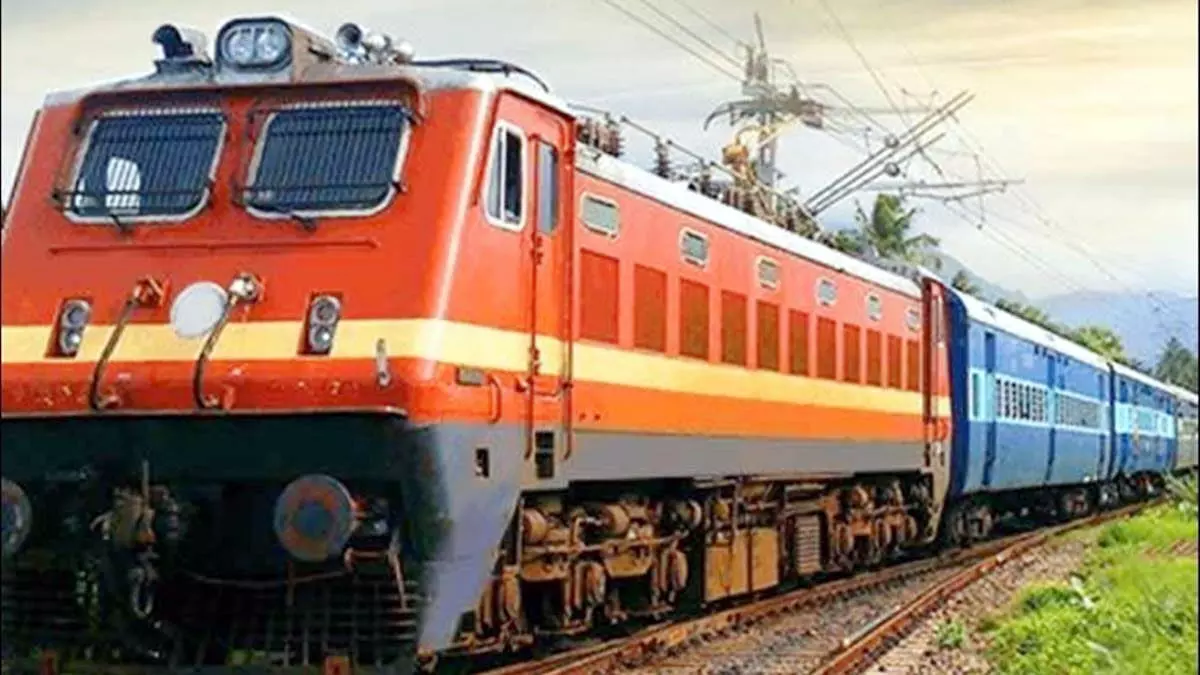 सोमवार एक अप्रैल टनकपुर-कासगंज के बीच चलेगी पूर्णागिरि मेला विशेष ट्रेन