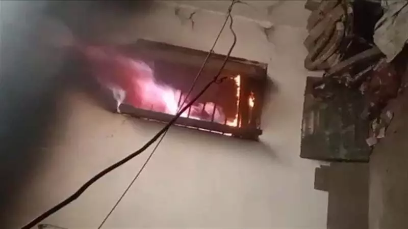 सेंट्रल बैंक के बिल्डिंग में लगी आग, अफरा तफरी का माहौल