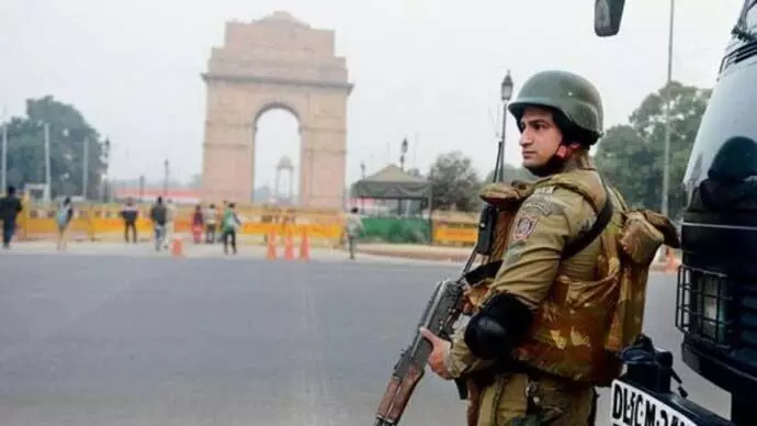 Delhi: रामलीला मैदान में इंडिया ब्लॉक की रैली से पहले सुरक्षा कड़ी