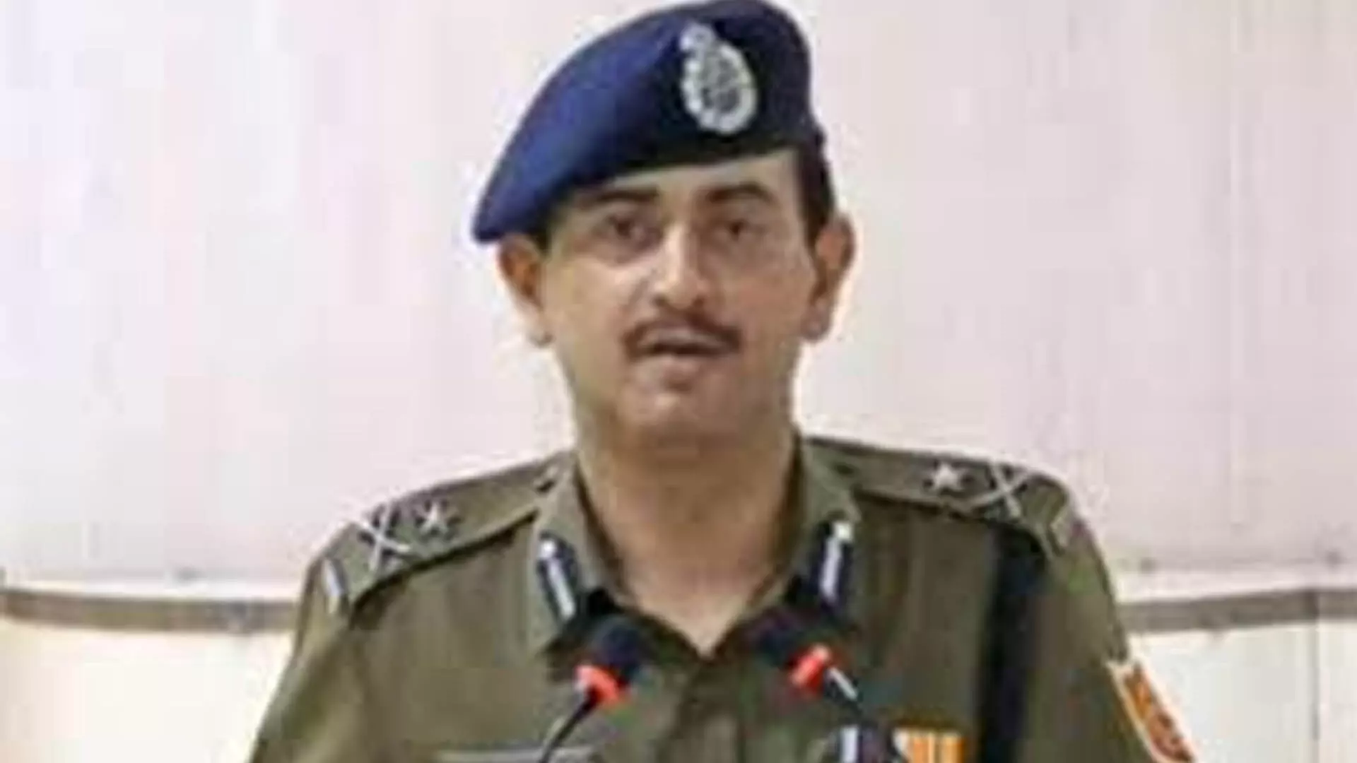 कोलकाता पुलिस आरोपों से इनकार किया,डीसी (यातायात) वाई एस जगन्नाथराव ने बताया