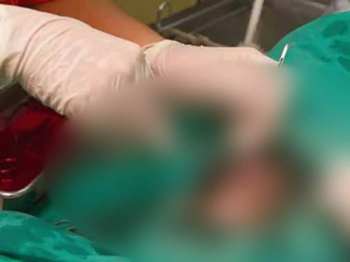 गर्भवती का सरकारी डॉक्टरों ने किया नसबंदी, ऑपरेशन के बाद हालत नाजुक