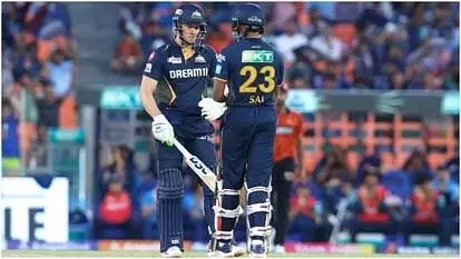 गुजरात टाइटन्स ने सनराइजर्स हैदराबाद को सात विकेट से हराया