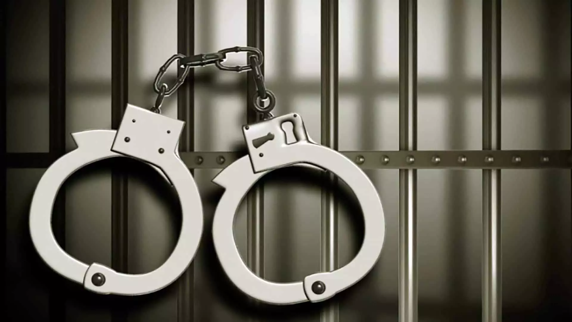 जम्मू-कश्मीर के बारामूला में पीएसए के तहत पांच लोग हिरासत में