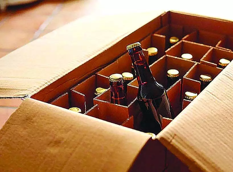 अवैध शराब के प्रवाह को रोकने के लिए सख्त कदम उठाएं: होशियारपुर डीसी