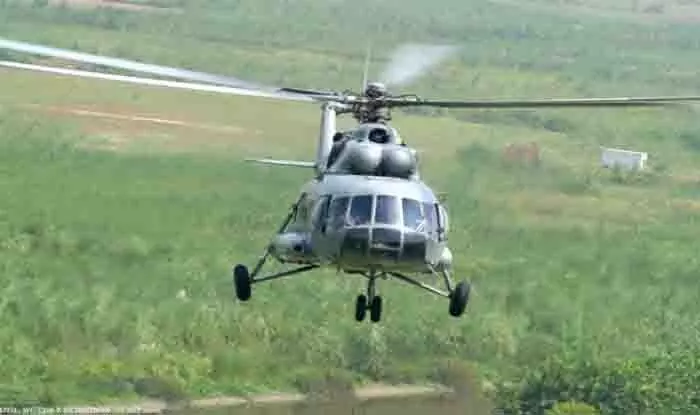 MI-17 हेलीकॉप्टर्स ने की इमरजेंसी लैंडिंग, मचा हड़कंप