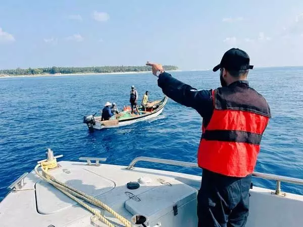 लक्षद्वीप द्वीप समूह पर दो दिवसीय तटीय सुरक्षा अभ्यास सागर कवच आयोजित किया गया