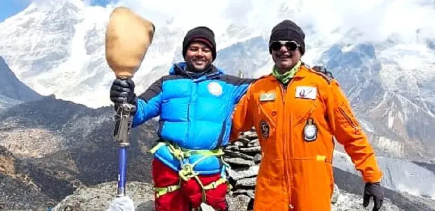 शारीरिक रूप से अक्षम उदय कुमार ने पश्चिम सिक्किम में 16,500 फीट की ऊंचाई पर माउंट रेनॉक पर चढ़ाई