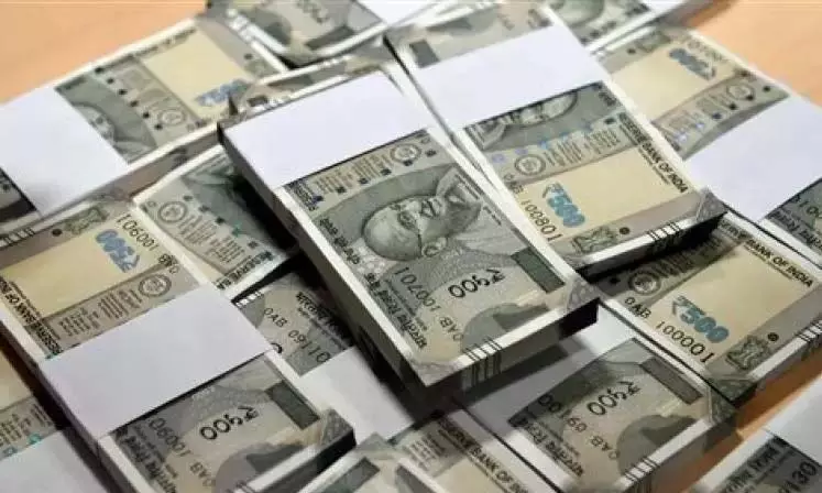 पुलिस ने रुपये जब्त किये 25 लाख डुप्लीकेट नोट
