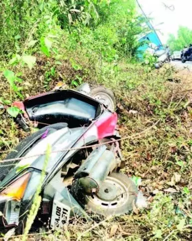 केटीसी बस द्वारा दोपहिया वाहन को टक्कर मारने से ड्रामापुर की महिला की मौत