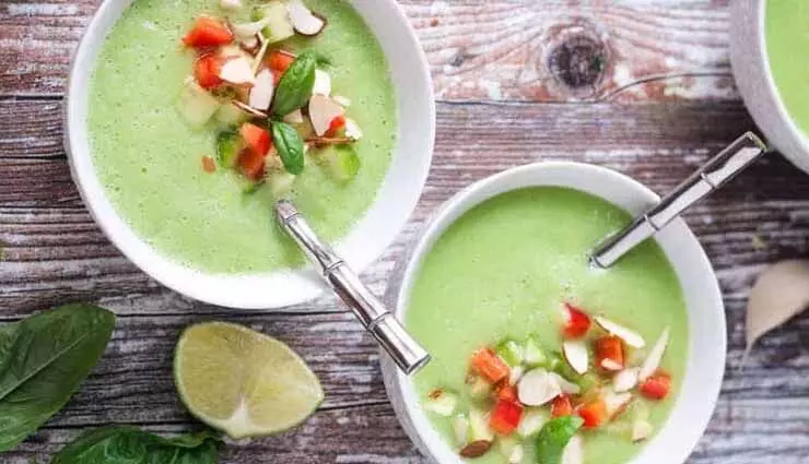 रेसिपी- स्वास्थ्यवर्धक और स्वादिष्ट ठंडा खीरे का सूप