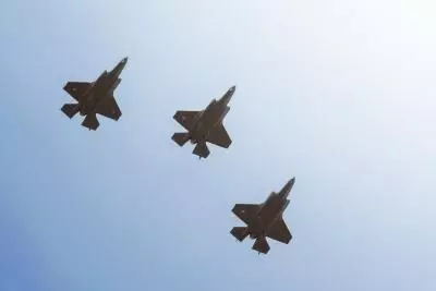 इज़रायल ने हवाई रक्षा व्यवस्था को मजबूत करने के लिए रिजर्व सैनिकों को बुलाया