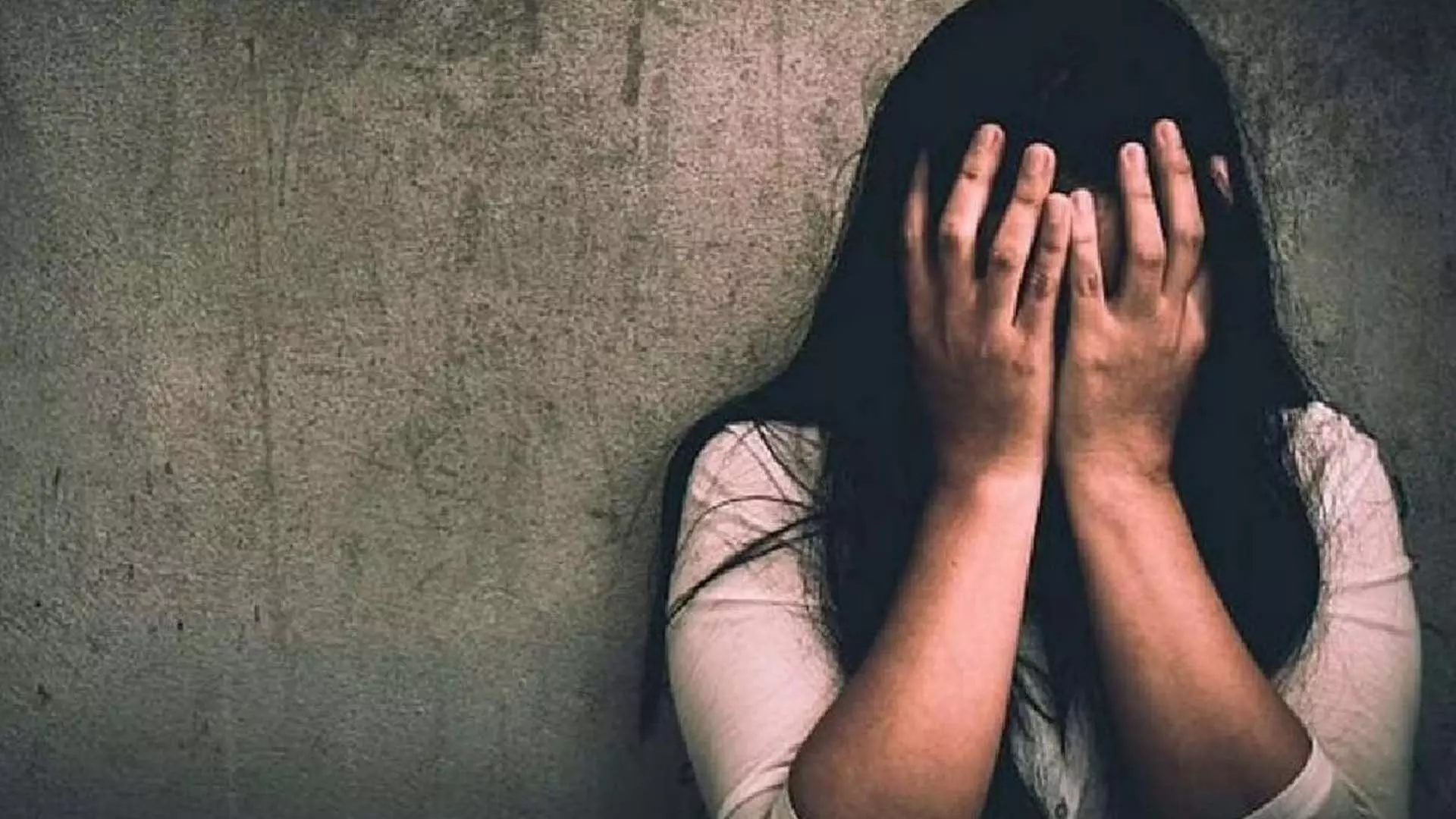 मुंबई में नाबालिग से बलात्कार करने वाला व्यक्ति तीन साल बाद बेंगलुरु में गिरफ्तार