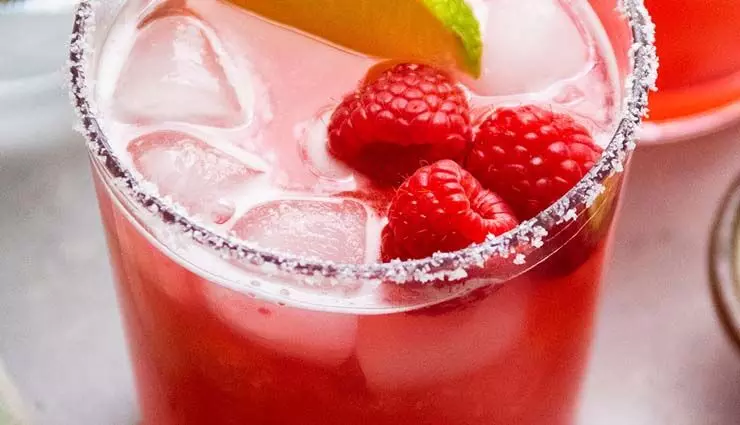 रास्पबेरी लाइम मार्गरीटा फ़िज़: परफेक्ट पार्टी ड्रिंक, रेसिपी