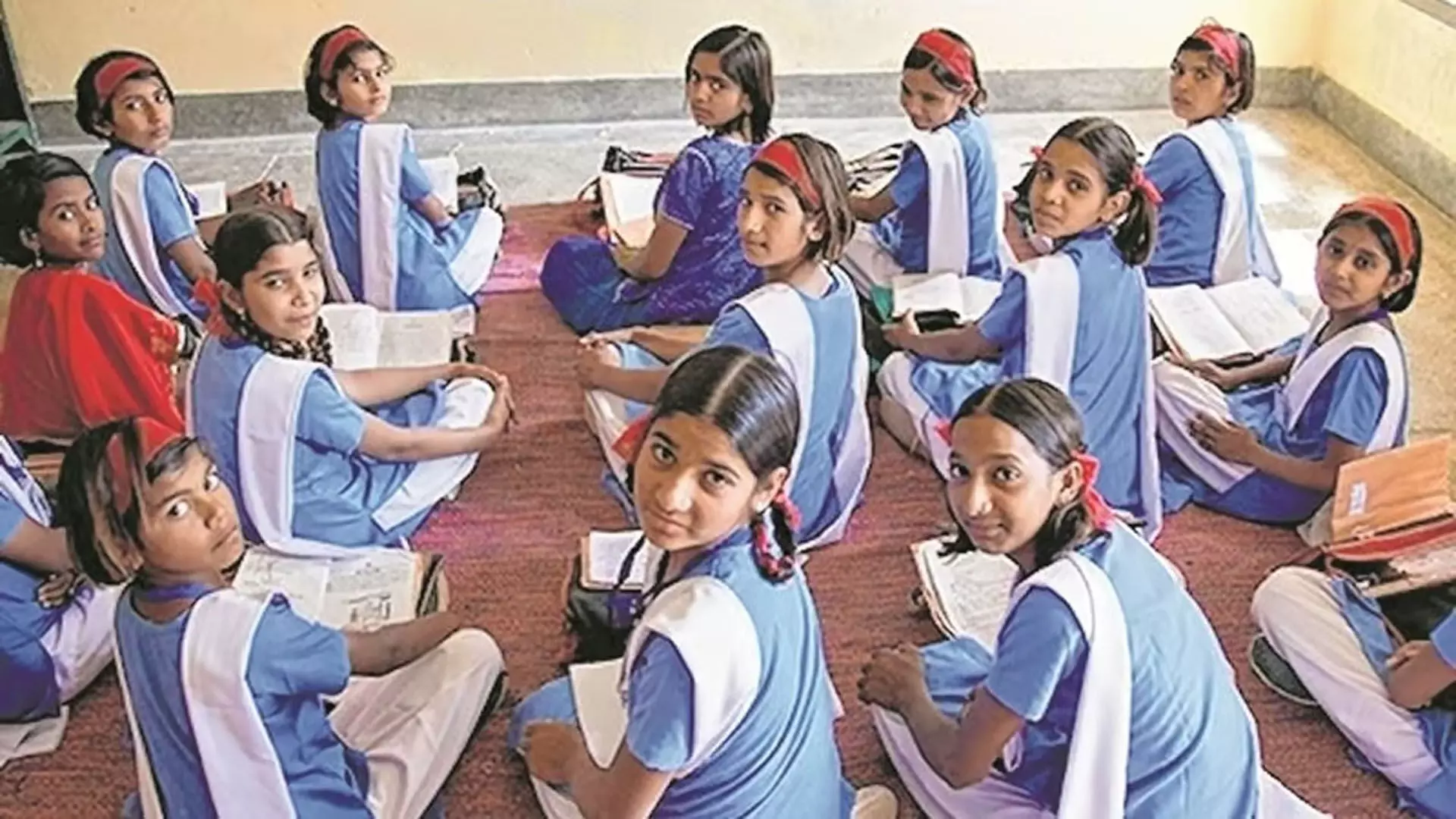 असम के मंत्री ने 12वीं के बाद लड़कियों की शिक्षा के लिए वित्तीय सहायता का वादा किया