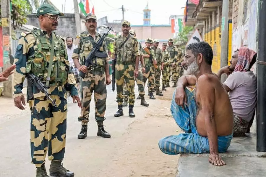 भारत निर्वाचन आयोग अनिश्चित है कि सभी बूथों पर अर्धसैनिक बल के जवानों को तैनात किया जाएगा या नहीं