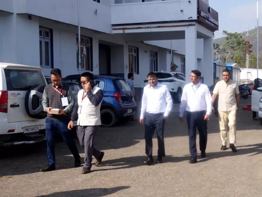 विशेष पर्यवेक्षकों ने मणिपुर में लोकसभा चुनाव तैयारियों का आकलन किया