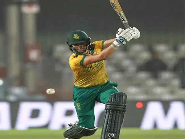 क्लो ट्रायॉन श्रीलंका के खिलाफ एकदिवसीय श्रृंखला के लिए दक्षिण अफ्रीका की चुनी गई टीम से बाहर
