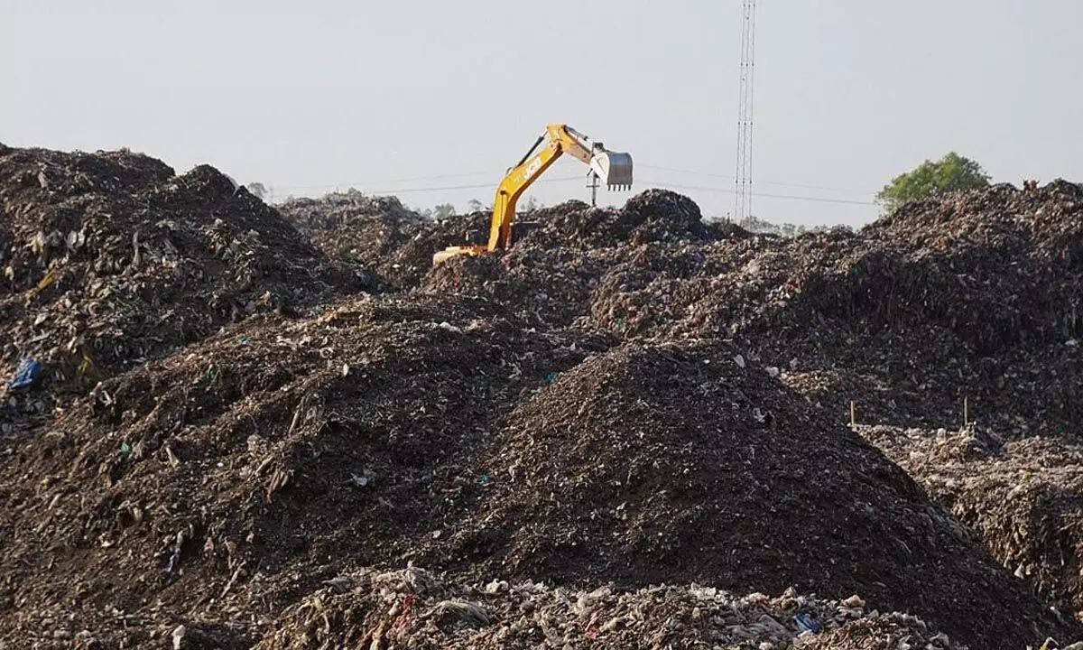 करनाल एमसी ने पुराने कचरे का आकलन करने के लिए ड्रोन सर्वेक्षण किया