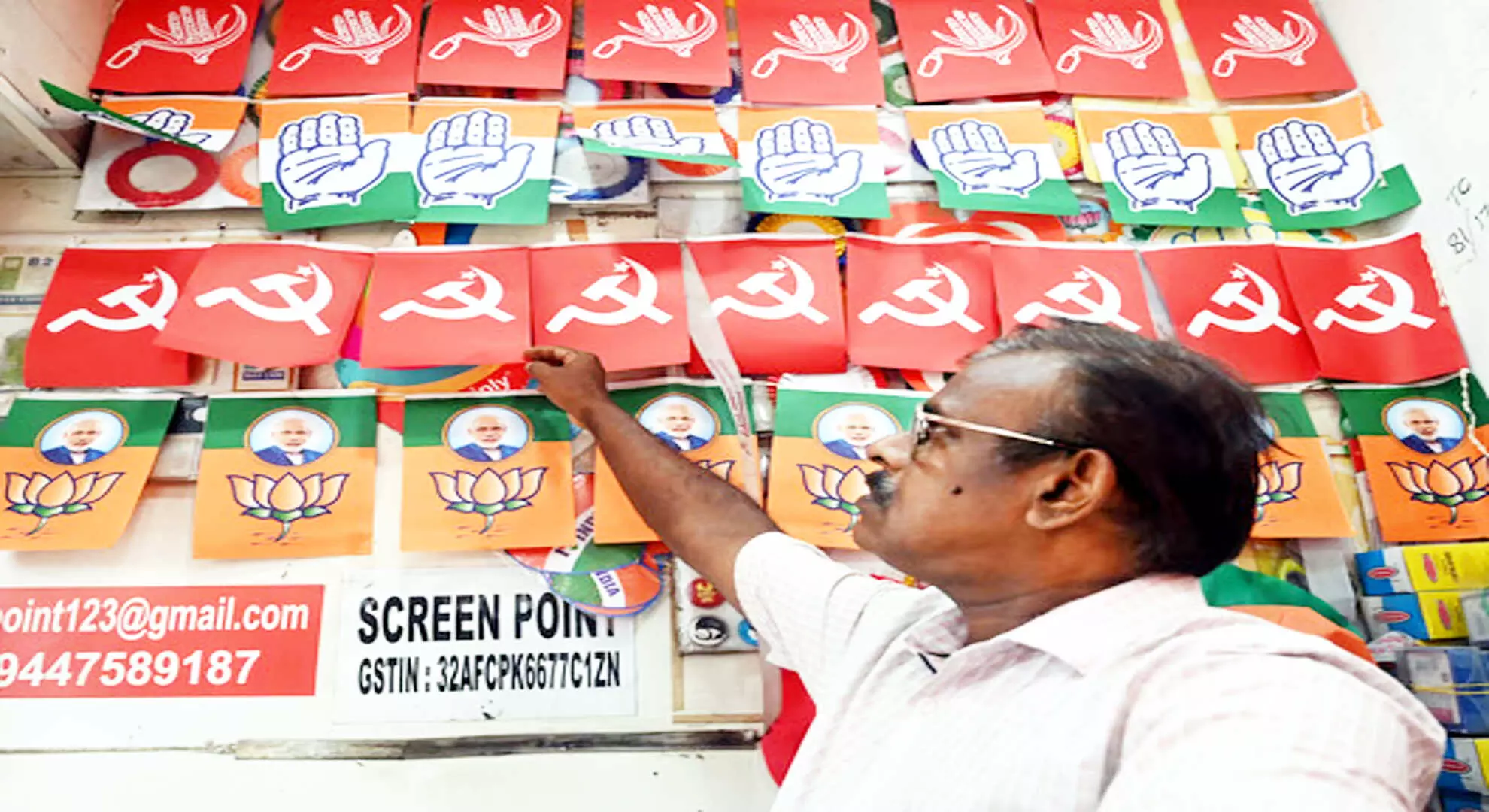 केरल में 8 निर्वाचन क्षेत्रों में कांग्रेस की मुश्किलें बढ़ती दिख रही हैं