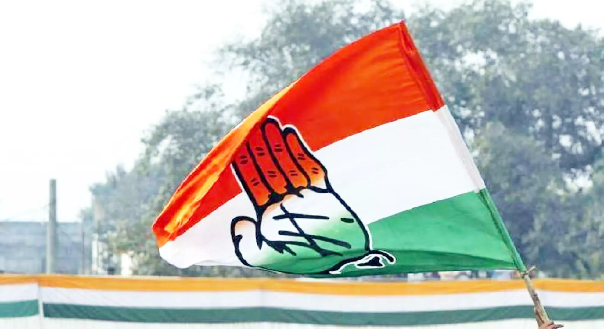 कांग्रेस ने चुनावी घोषणा पत्र में आंध्र प्रदेश को विशेष राज्य का दर्जा देने का वादा किया है
