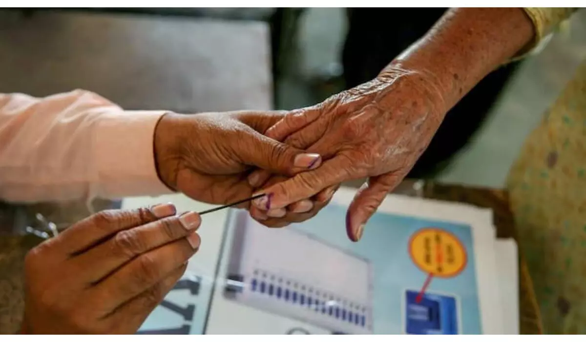 पश्चिम त्रिपुरा जिला चुनाव से पहले बुजुर्ग और विकलांग नागरिकों के लिए होम वोटिंग लागू