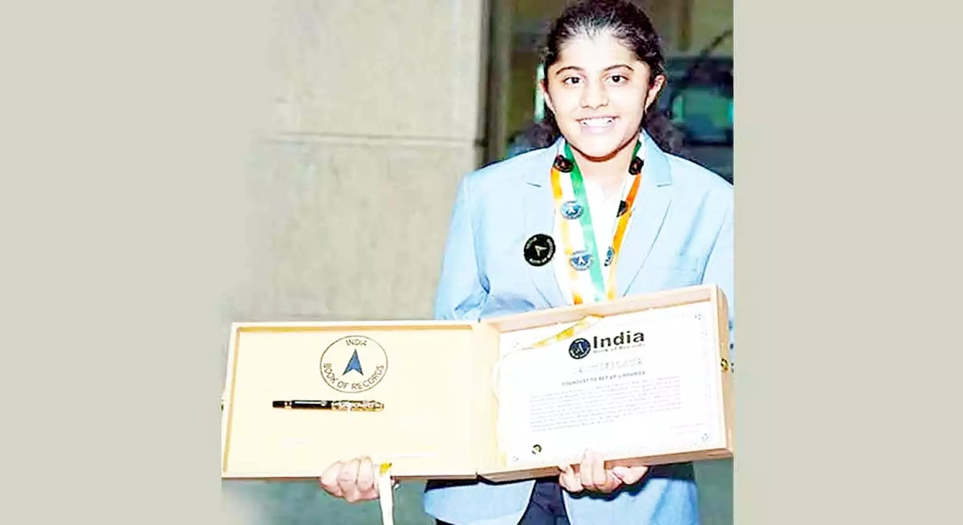 हैदराबाद: शहर की लड़की आकर्षणा का नाम इंडिया बुक ऑफ रिकॉर्ड्स में दर्ज हुआ