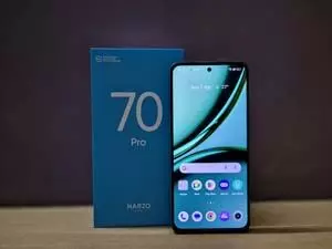 Realme Narzo 70 Pro: रियलमी नार्ज़ो 70 प्रो इनोवेटिव फीचर्स के साथ स्टाइलिश मिड रेंज 5जी फोन