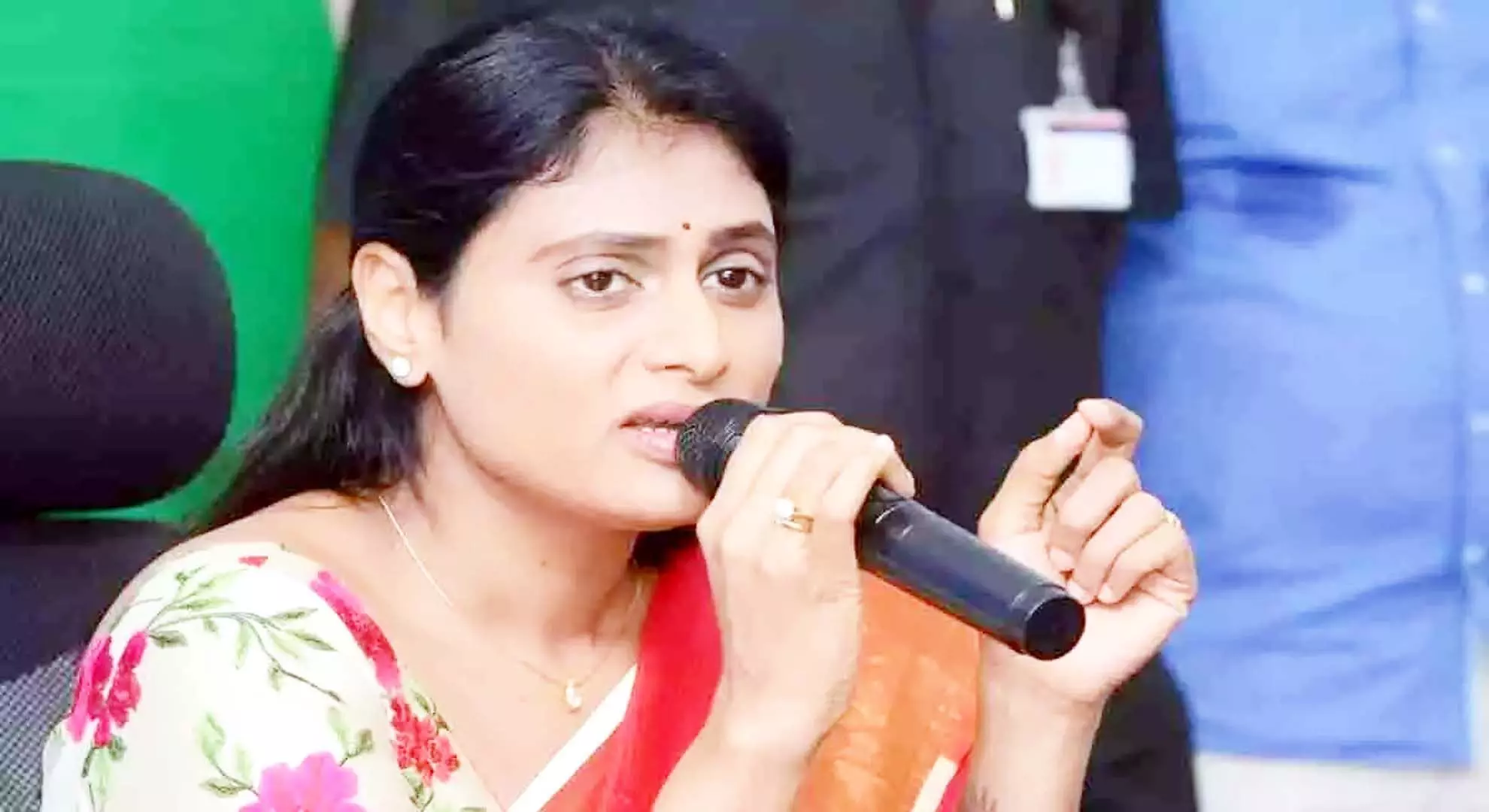 कडप्पा: शर्मिला ने मारे गए नेता विवेका के लिए न्याय की मांग की