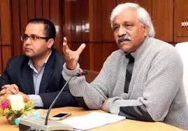 देवभूमि न्यूज़: पूर्व कैबिनेट मंत्री दिनेश अग्रवाल ने कांग्रेस से इस्तीफा दिया