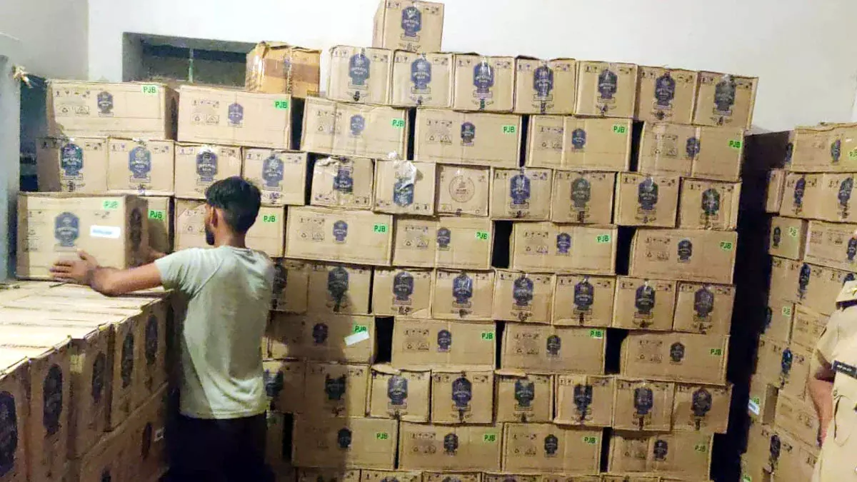 यमुनानगर की CIA1 की टीम ने पकड़ी अवैध शराब की 300 पेटी