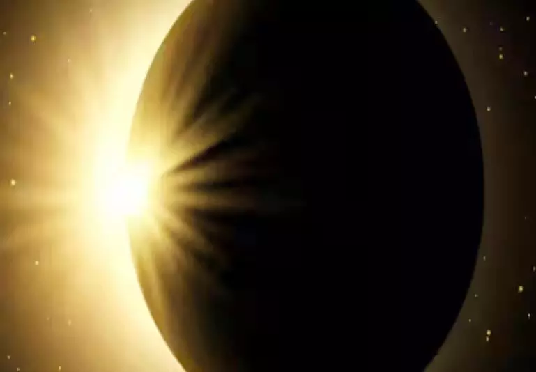 दिन में 4 मिनट तक 3 देशों में आज रहेगा अँधेरा, पूर्ण सूर्य ग्रहण को लेकर ताजा रिपोर्ट