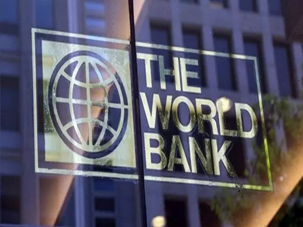 आईएमएफ के साथ बेलआउट वार्ता के बीच विश्व बैंक ने पाकिस्तान से राष्ट्रीय राजकोषीय नीति अपनाने को कहा