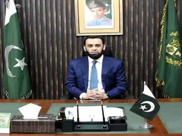 पाकिस्तान के मंत्री ने तोशाखाना मामले में सैन्य नेतृत्व के खिलाफ इमरान खान के आरोपों को खारिज कर दिया