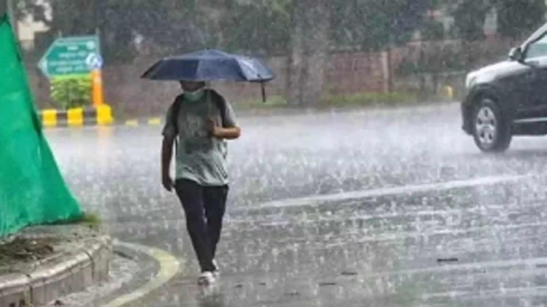 तमिलनाडु के कुछ हिस्सों में हल्की बारिश की संभावना